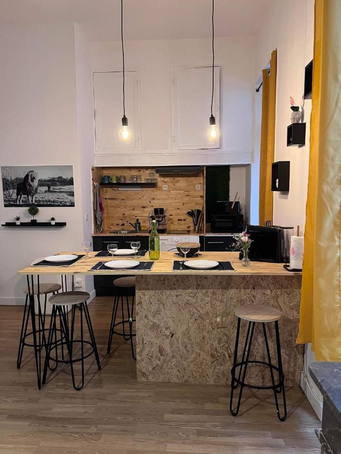Apartment Climatise Aux Pieds De La Cite *