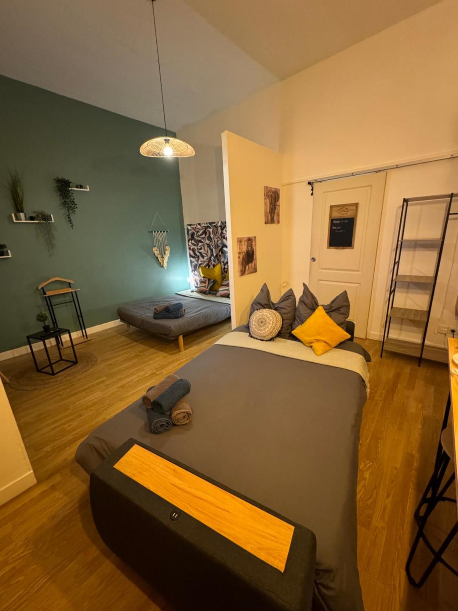 Apartment Climatise Aux Pieds De La Cite *